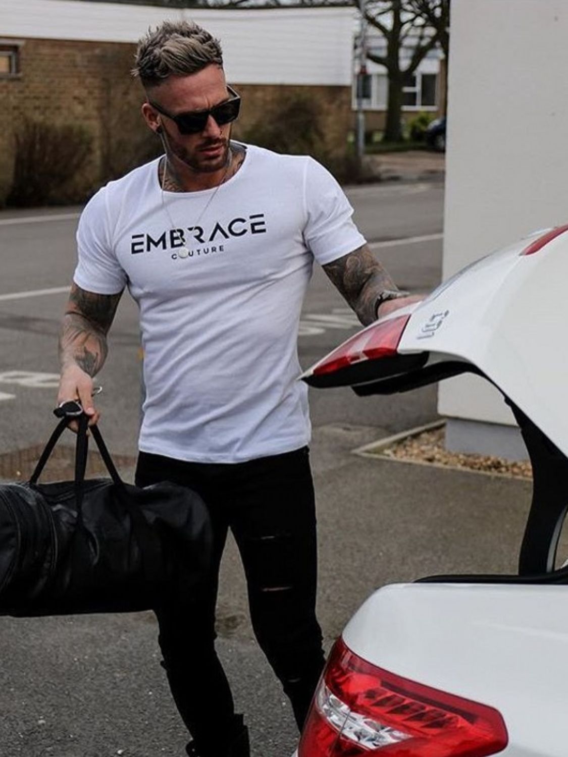 Men's Embrace Couture Letter Graphic Round Neck T-Shirt in white