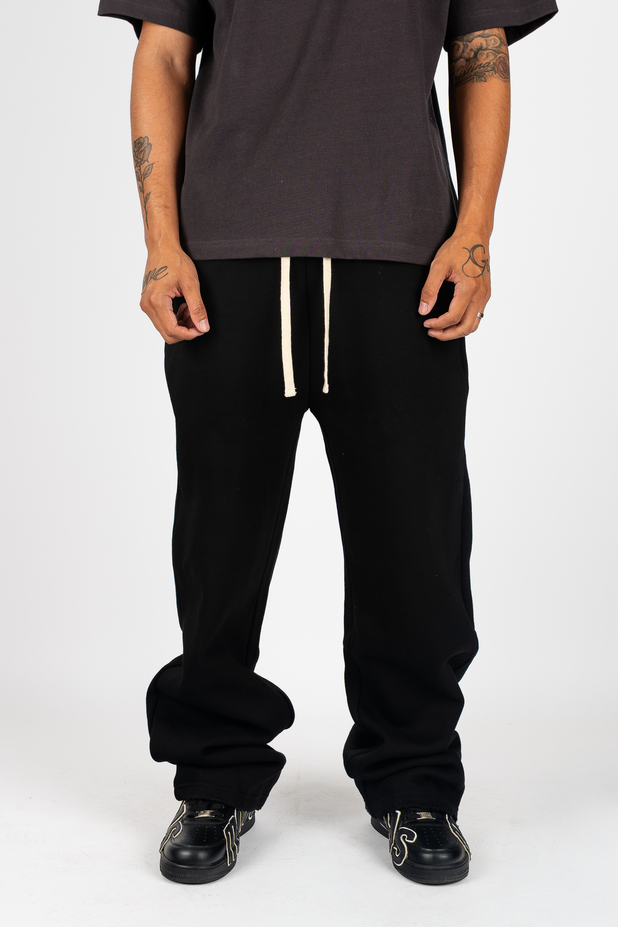 Weathered Sweatpants – Premium Sun-Dried Wash