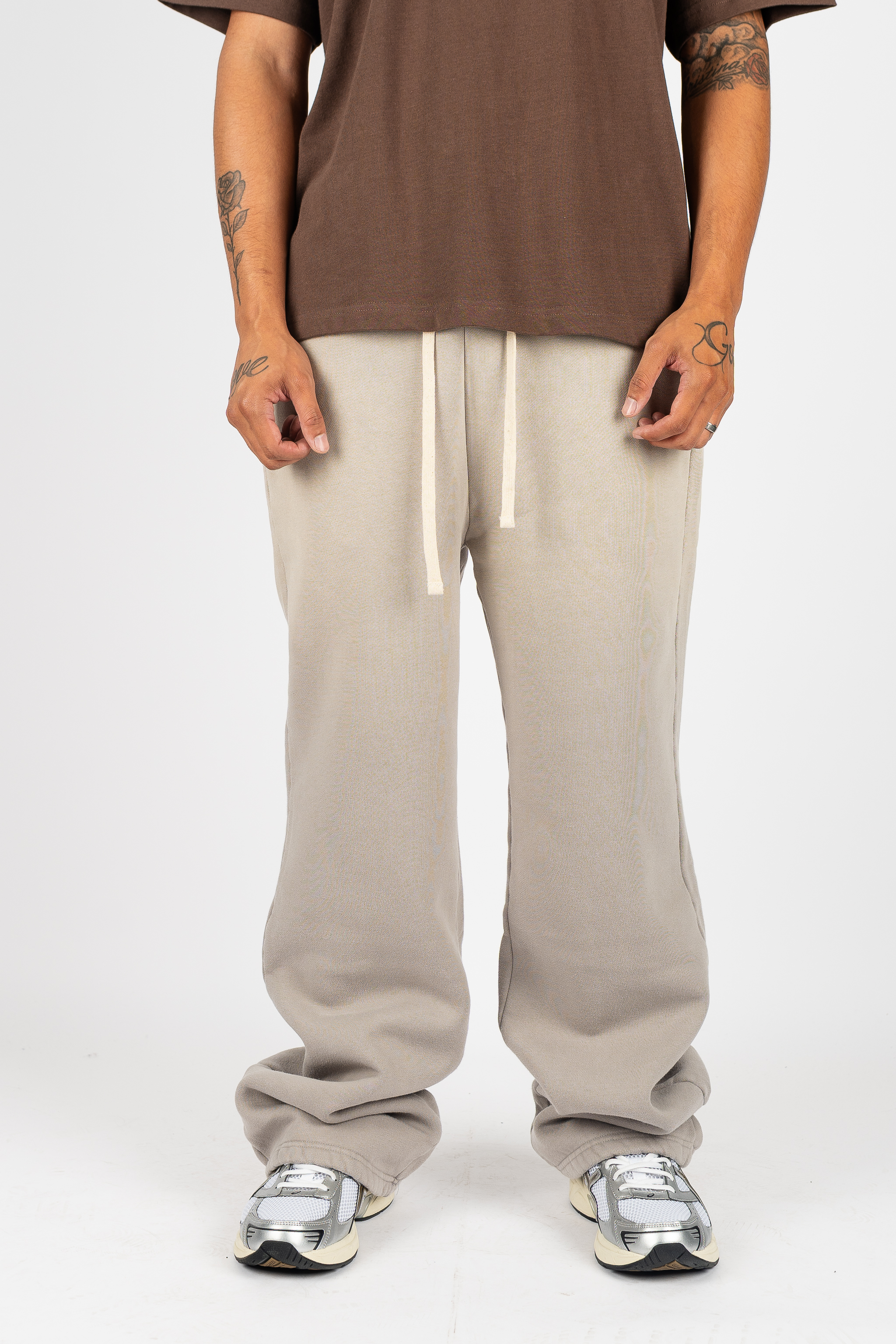 Weathered Sweatpants – Premium Sun-Dried Wash