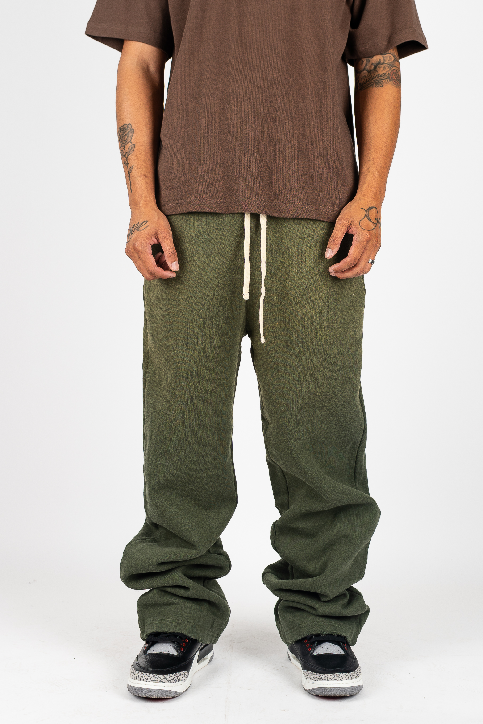 Weathered Sweatpants – Premium Sun-Dried Wash