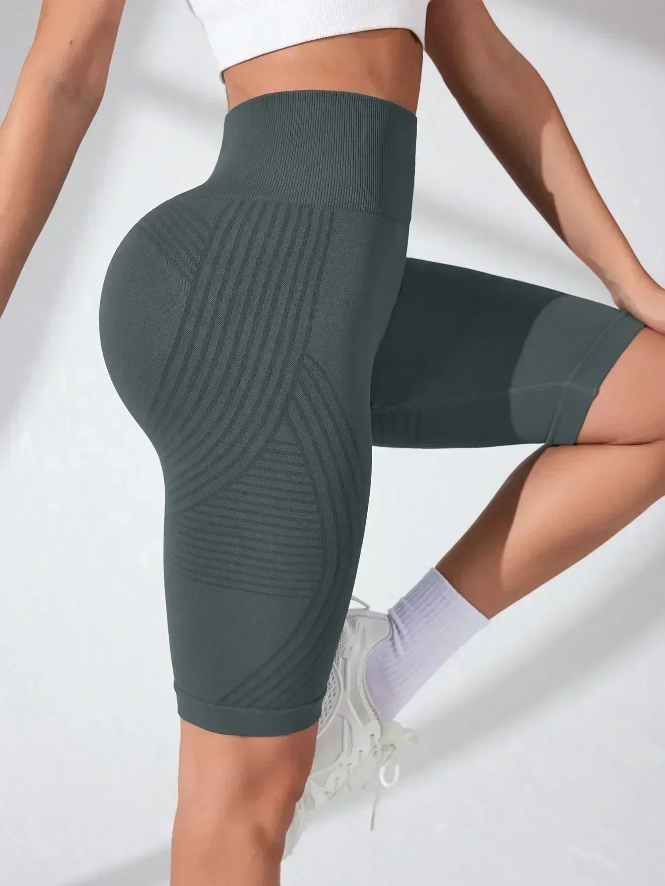 Women's High-Waisted Seamless Yoga Shorts